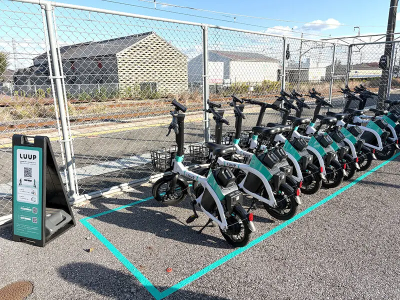☆ルーフ(屋根)付4サイクルFiギア!2.5万km台 UberEats等デリバリーに ☆ルーフ(屋根)付4サイクルFiギア!2.5万km台 UberEats等デリバリーに